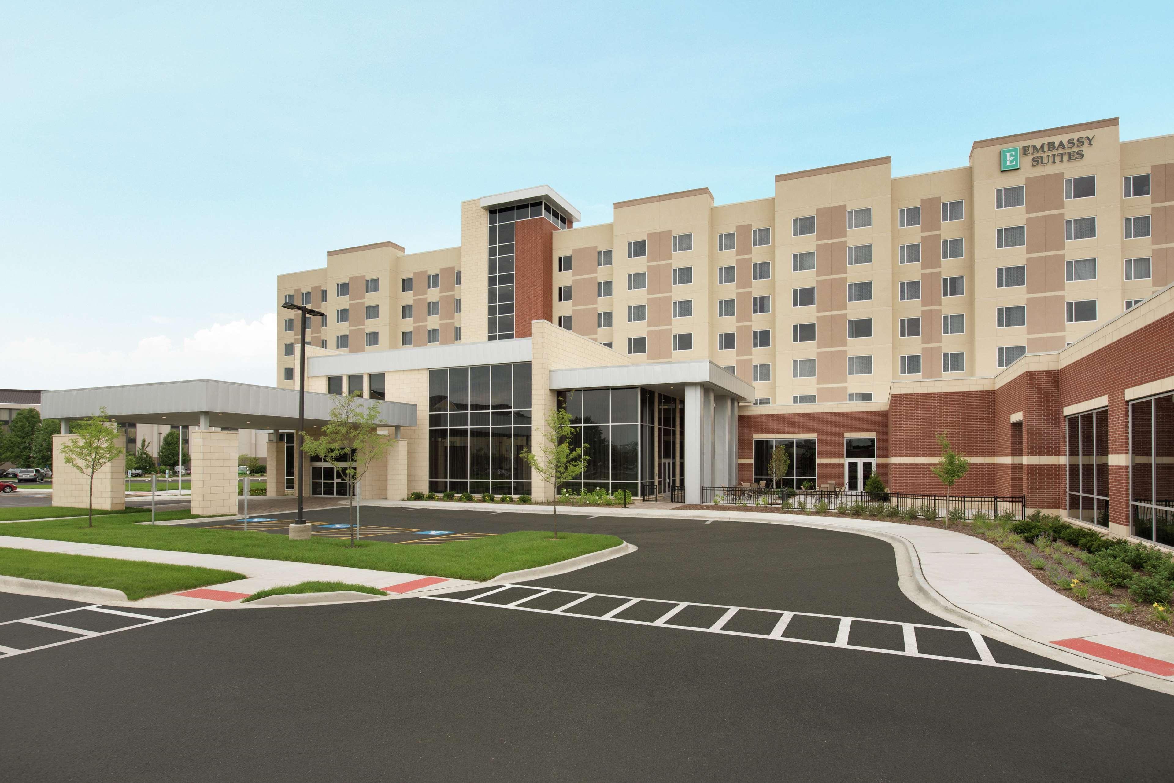 Embassy Suites By Hilton Chicago Naperville Ngoại thất bức ảnh