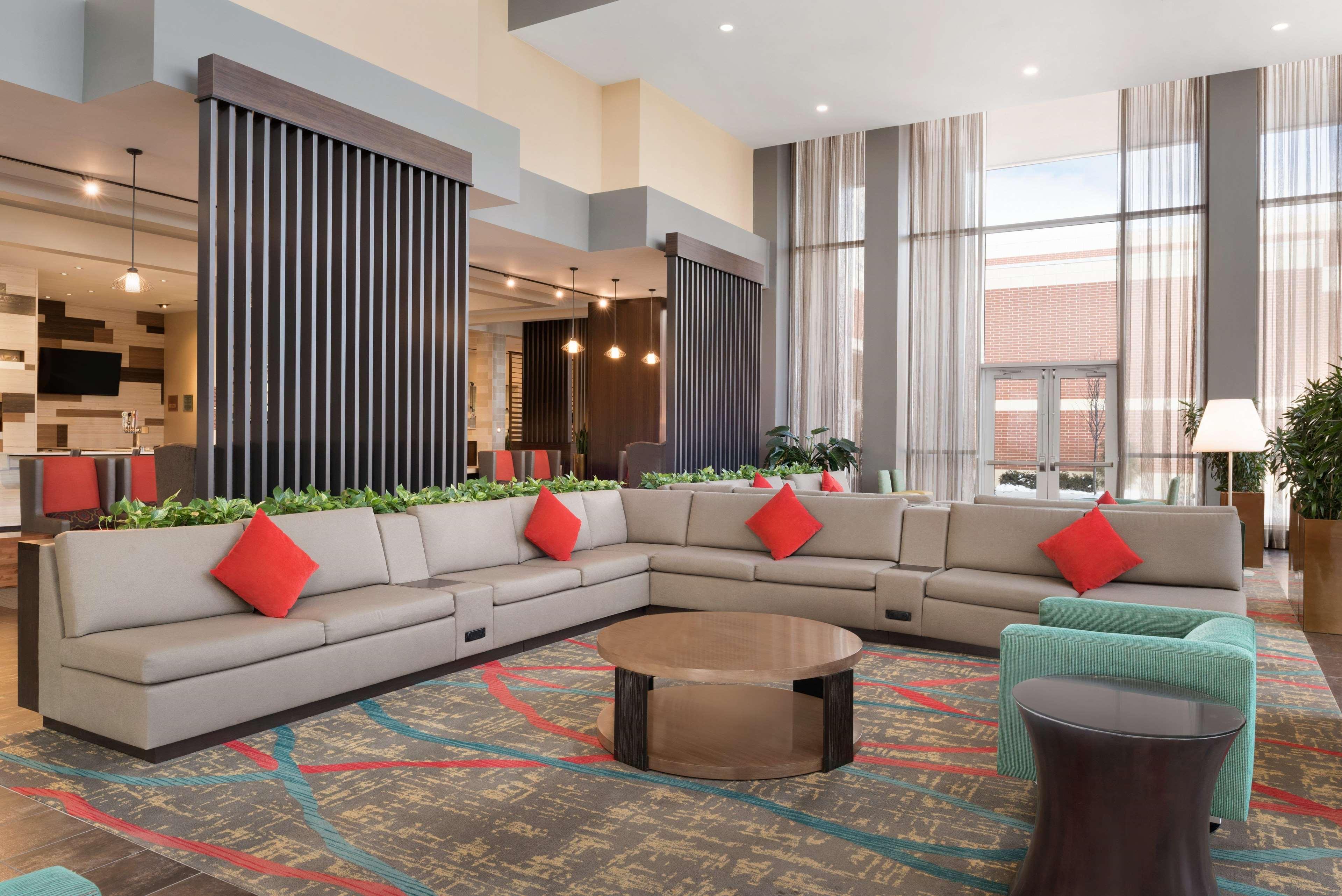 Embassy Suites By Hilton Chicago Naperville Ngoại thất bức ảnh